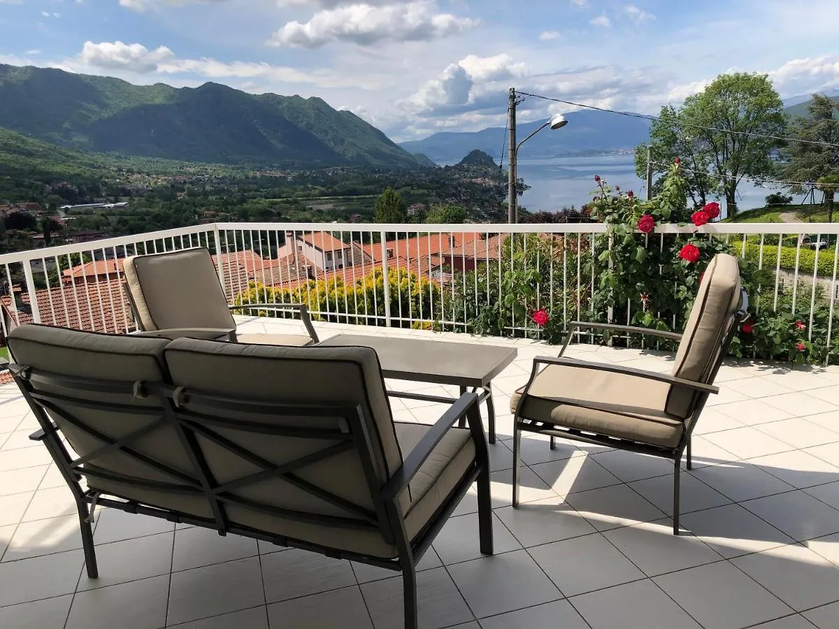 بيت للعطل فيلا Bellavista Brezzo إيطاليا