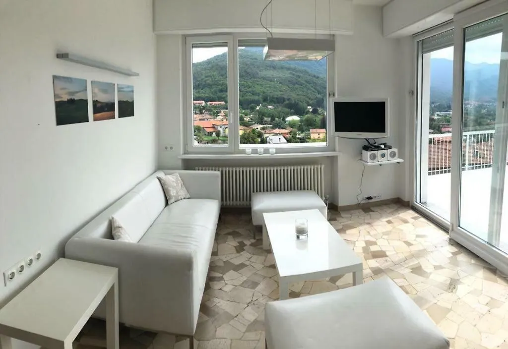بيت للعطل فيلا Bellavista Brezzo